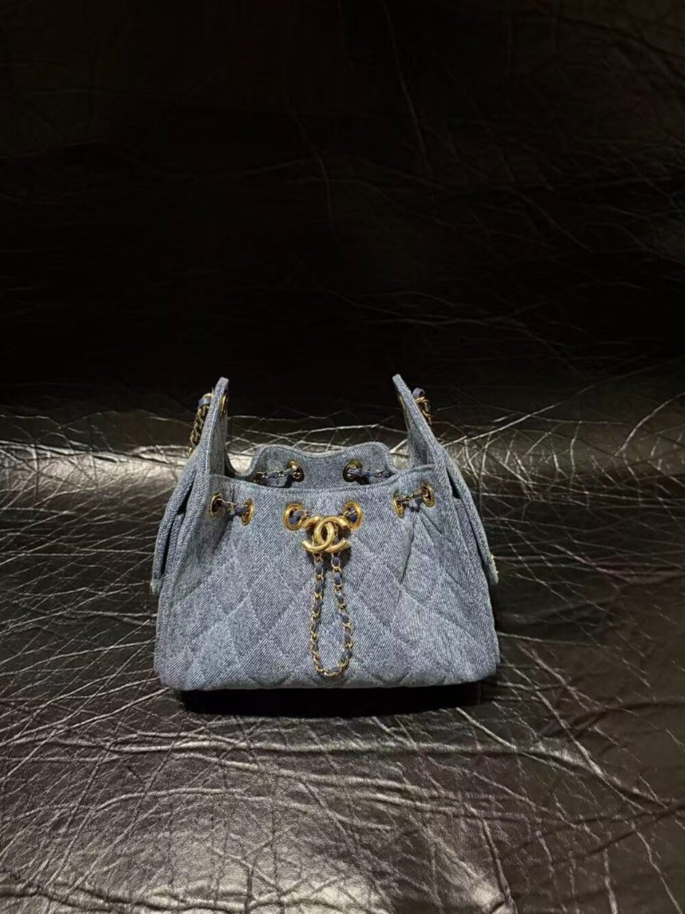 Classic CHANEL   bag: A Stylish and Versatile Choice for Elegance